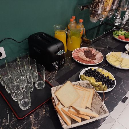 Avenue 23 Boutique Hotel 예레반 외부 사진