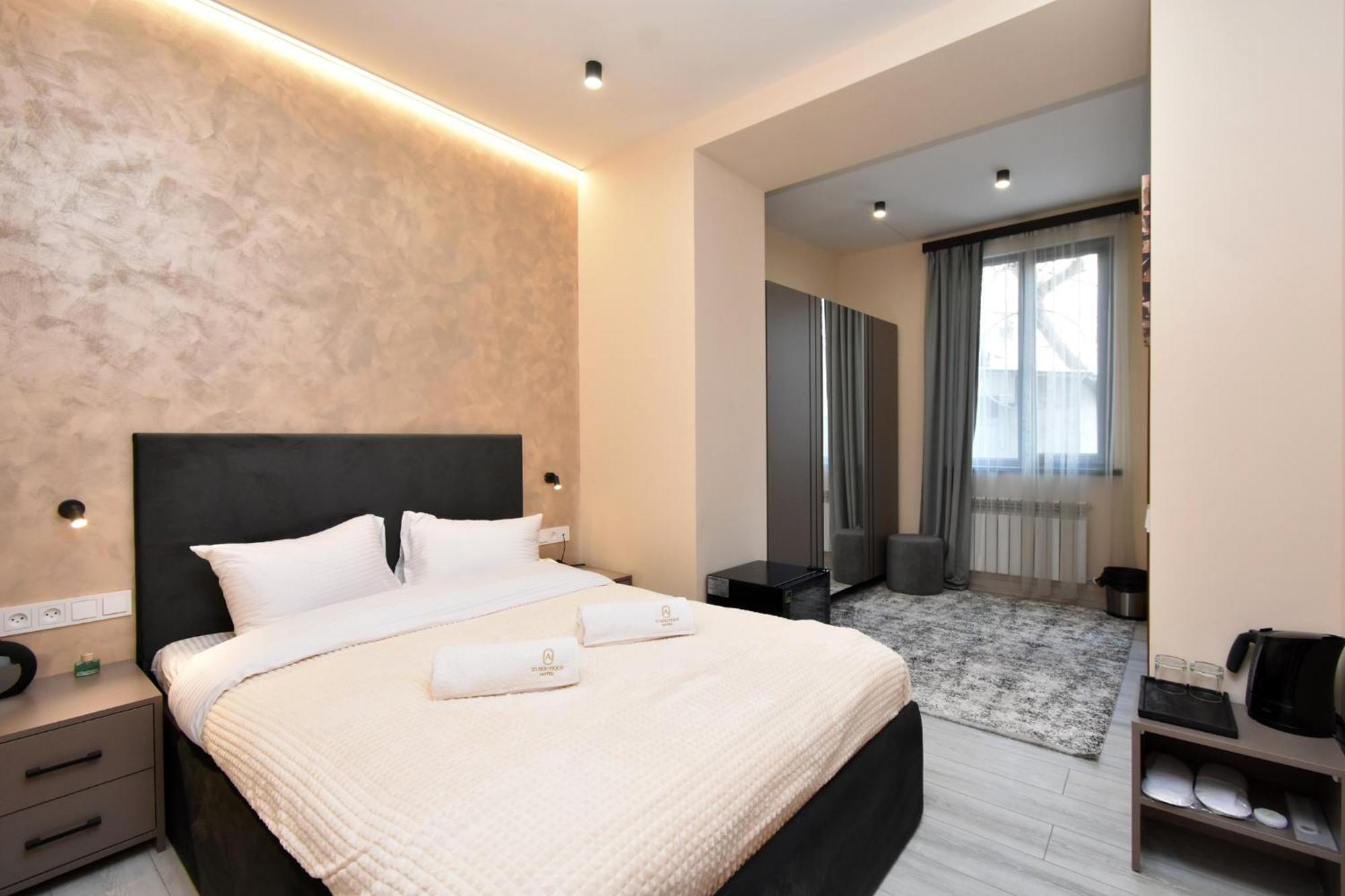 Avenue 23 Boutique Hotel 예레반 외부 사진