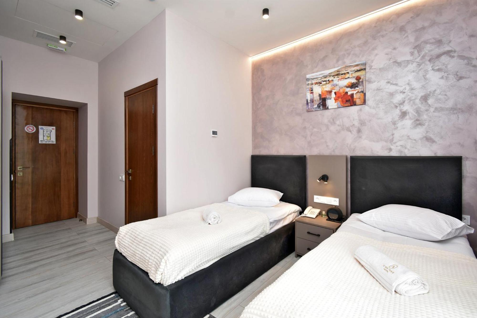 Avenue 23 Boutique Hotel 예레반 외부 사진