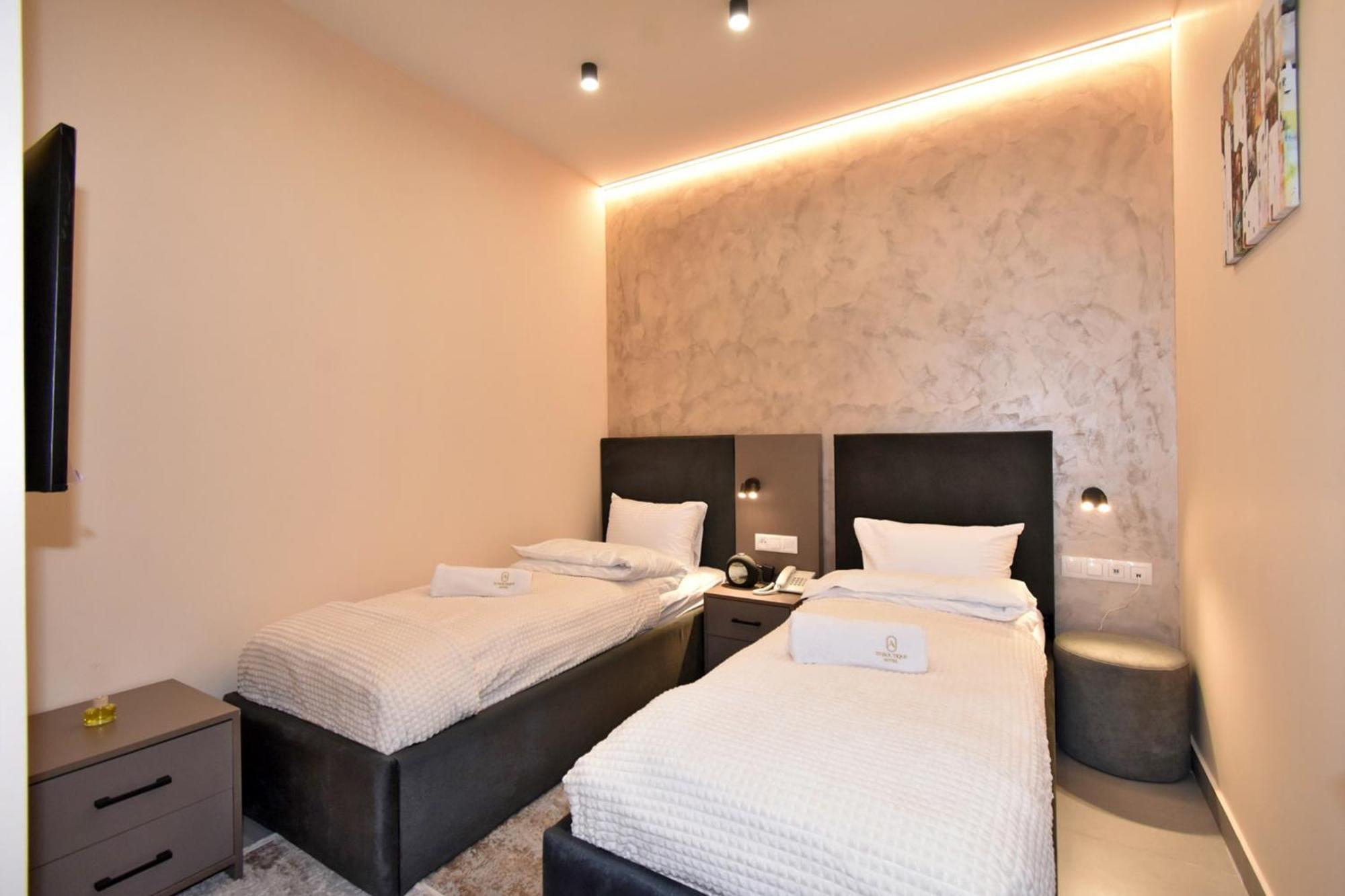 Avenue 23 Boutique Hotel 예레반 외부 사진