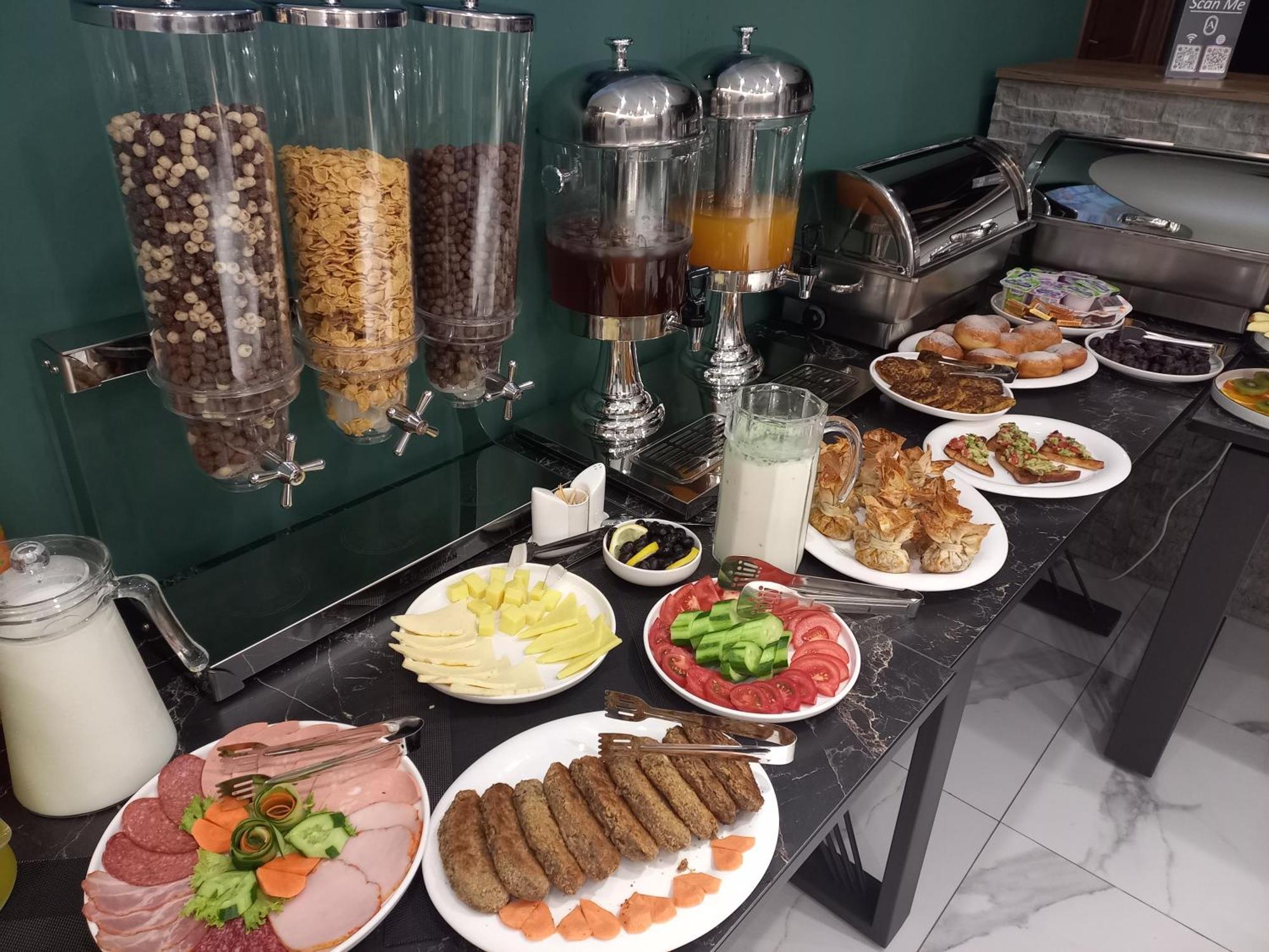 Avenue 23 Boutique Hotel 예레반 외부 사진